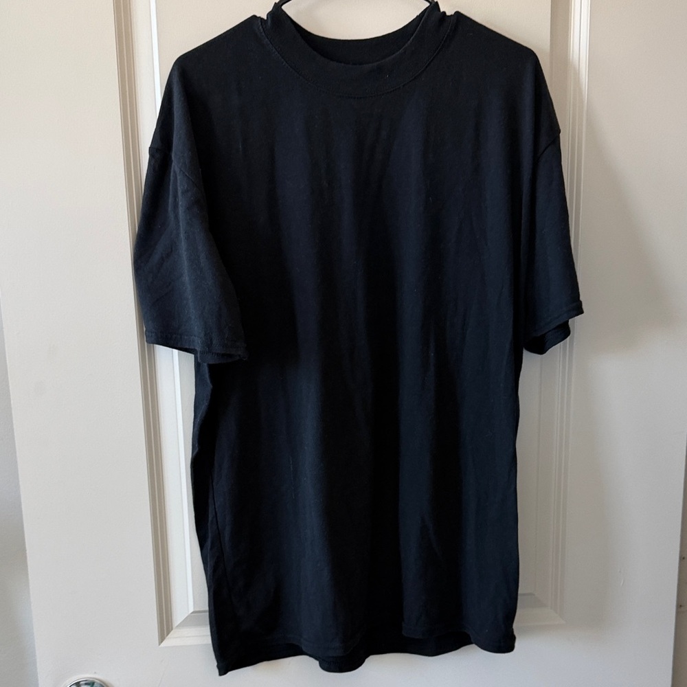 Essential Black Short Sleeve Men's Tee